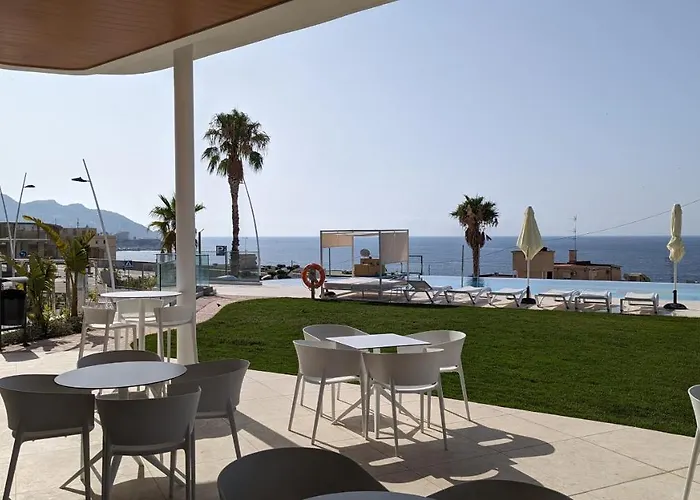 Sunset Cliffs Stylish Appartement