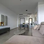Sunset Cliffs Stylish Διαμέρισμα Μπένιντορμ