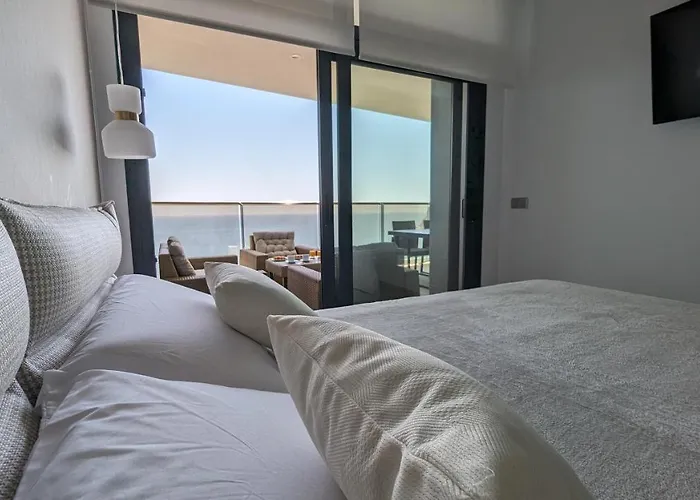 Apartment Sunset Cliffs Stylish *