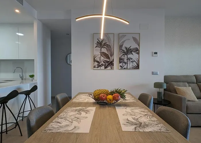 Sunset Cliffs Stylish Daire